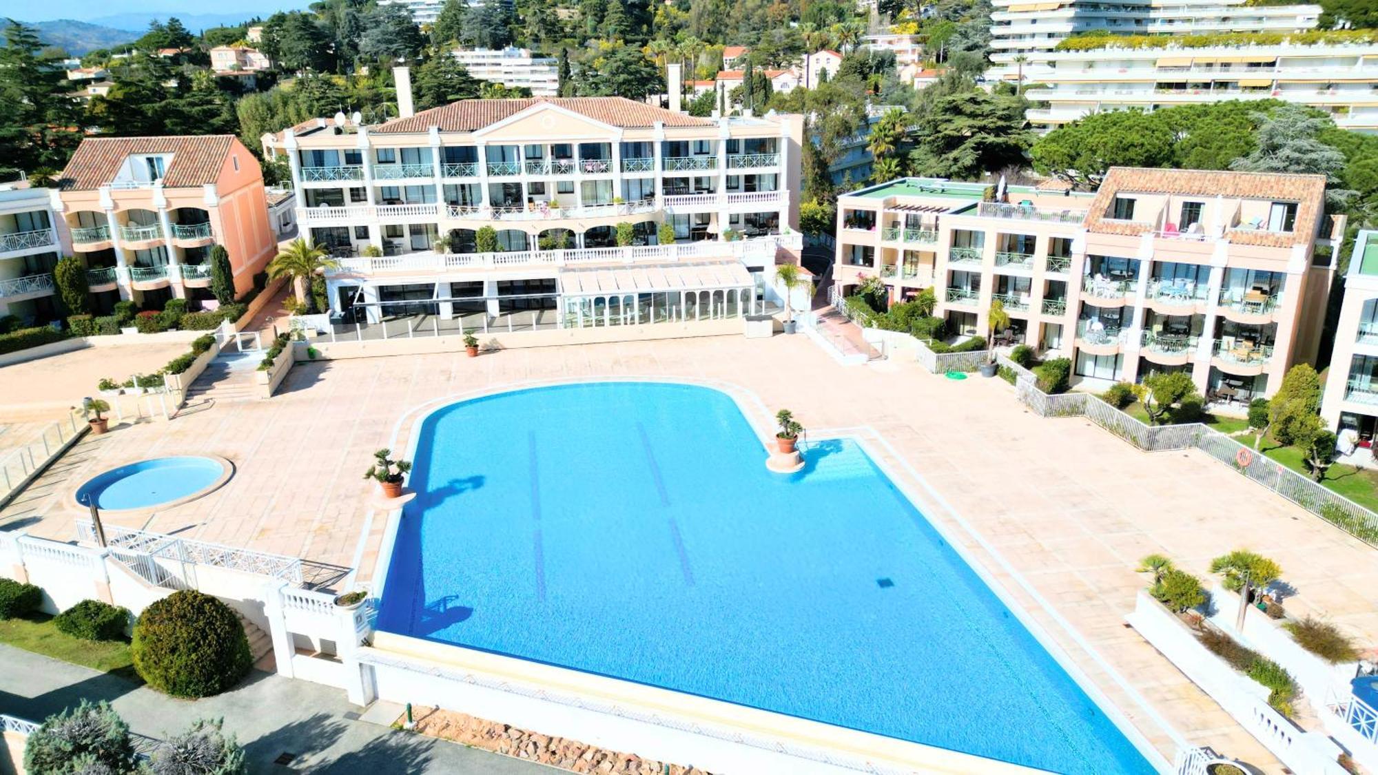 Appartement 0321, Piscine - Parking - Proche Plages - Palmazur Vacances Cannes Exteriör bild
